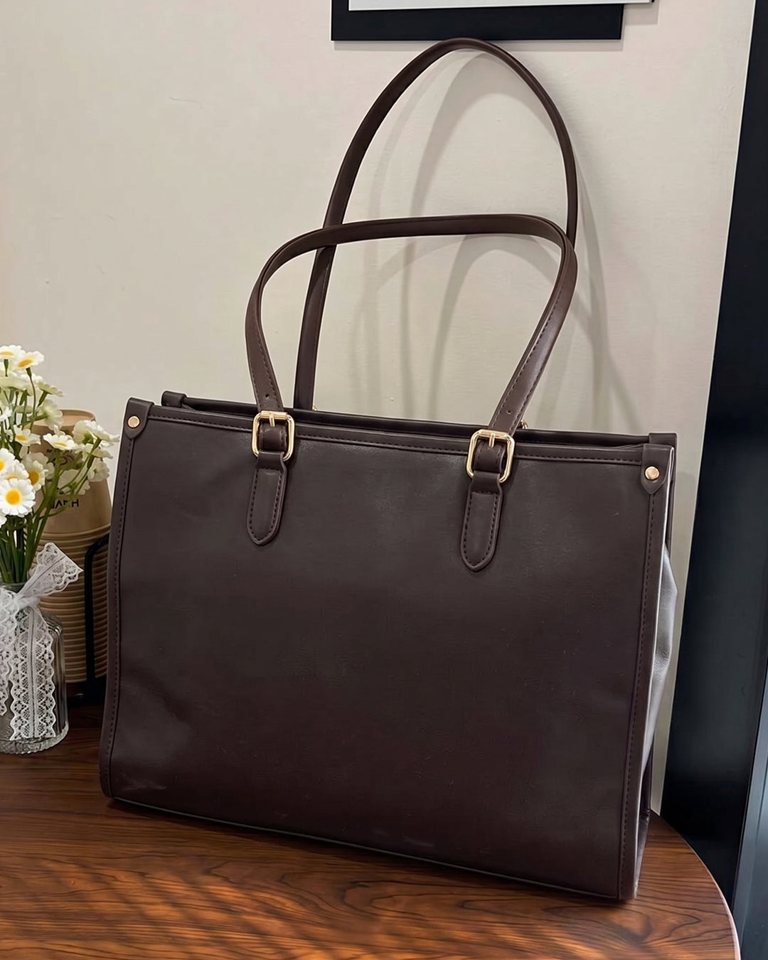 StyleShoot's Everyday Structured Tote Bag in Cocoa Brown