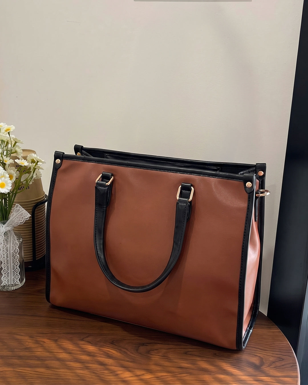 Tailored Contrast Handle Tote Bag in Brown