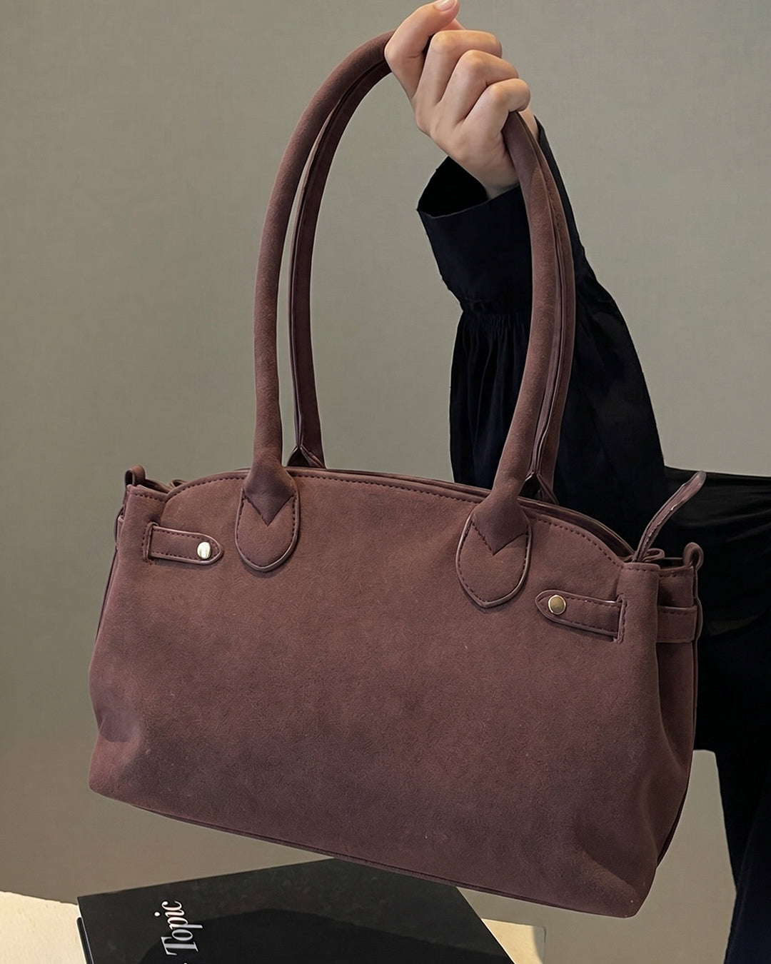 StyleShoot's Classic City Shoulder Bag in Chocolate Brown