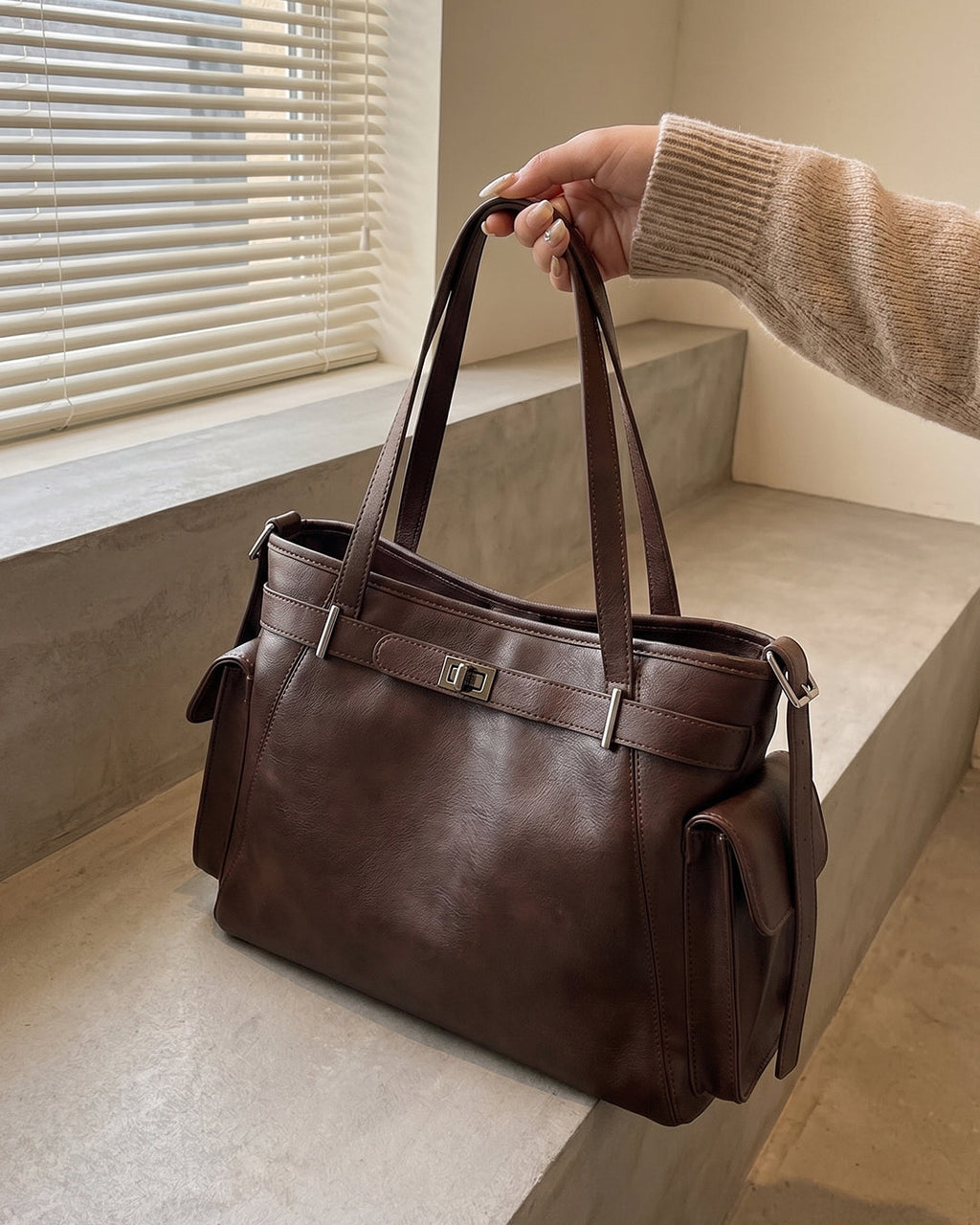 StyleShoot's Adjustable Strap Shoulder Bag in Espresso Brown