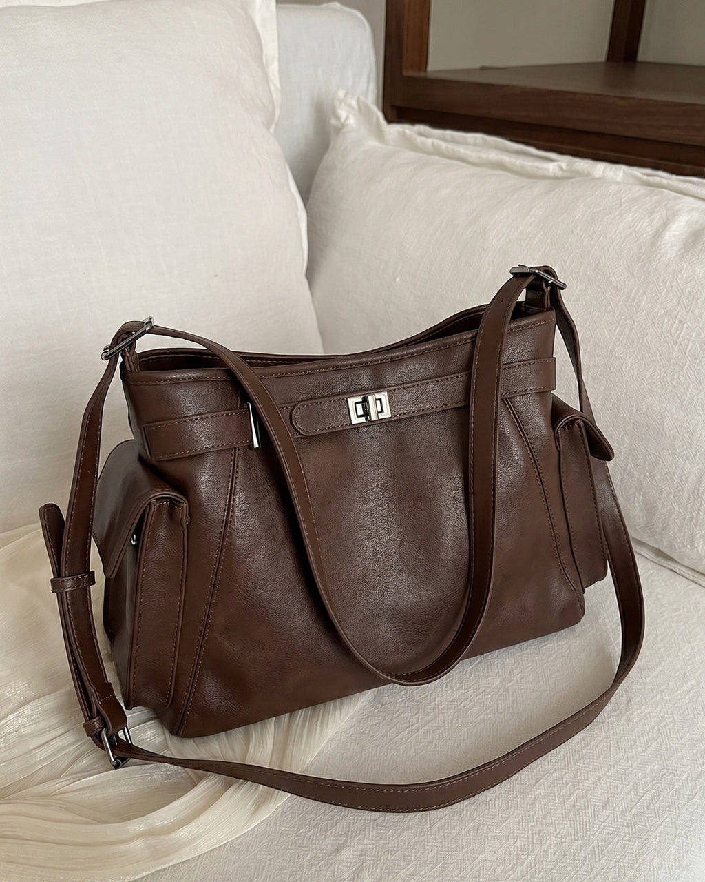 StyleShoot's Adjustable Strap Shoulder Bag in Espresso Brown