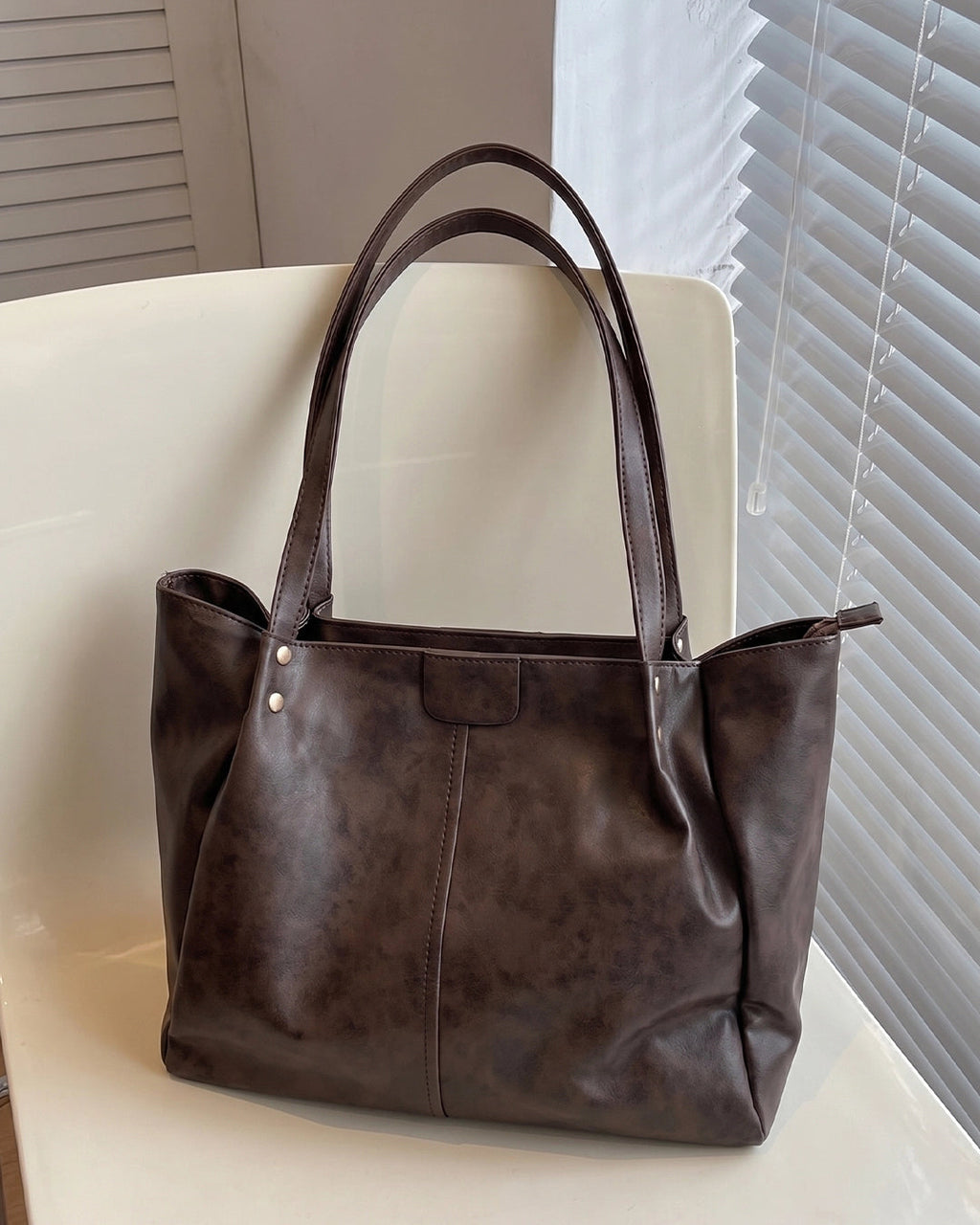 StyleShoot's Spacious Everyday Shoulder Tote in Cocoa Brown