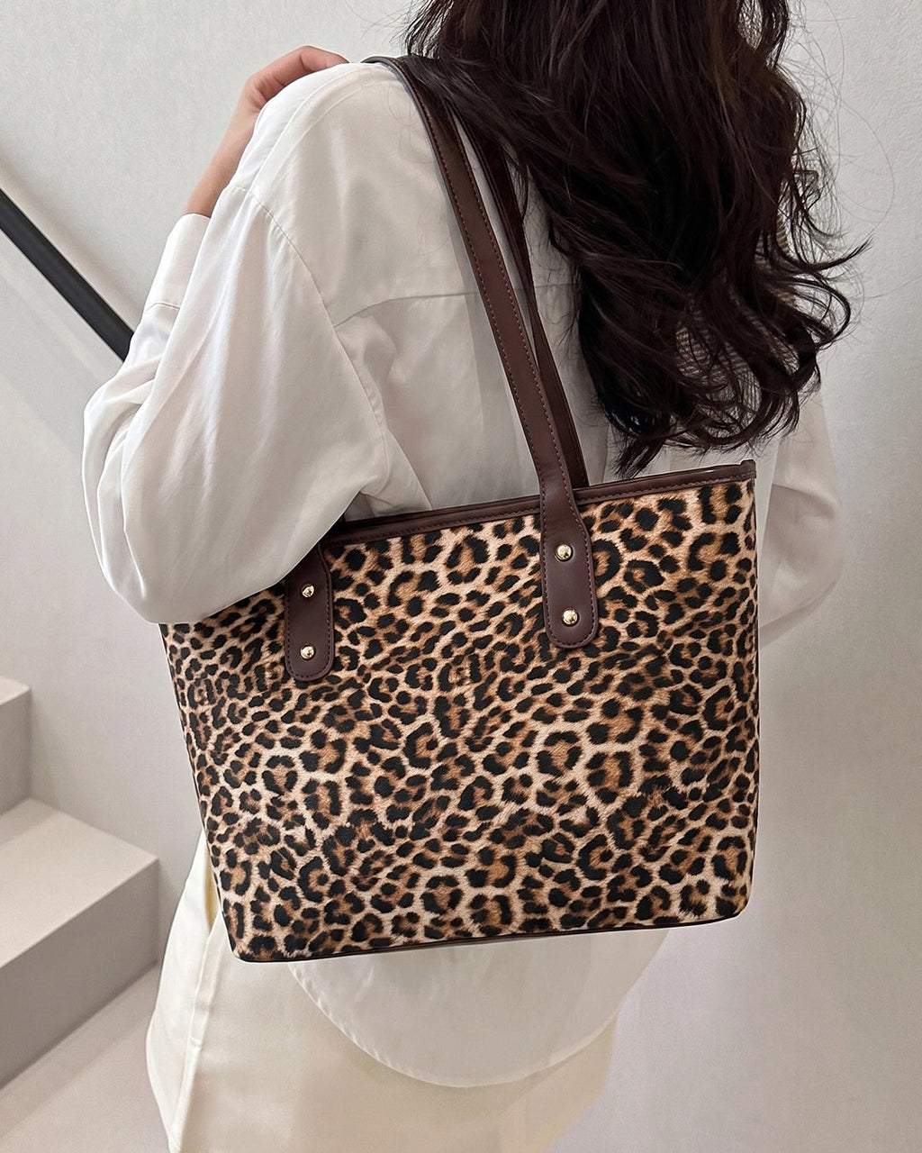 StyleShoot's Leopard Print Tote Bag in Brown