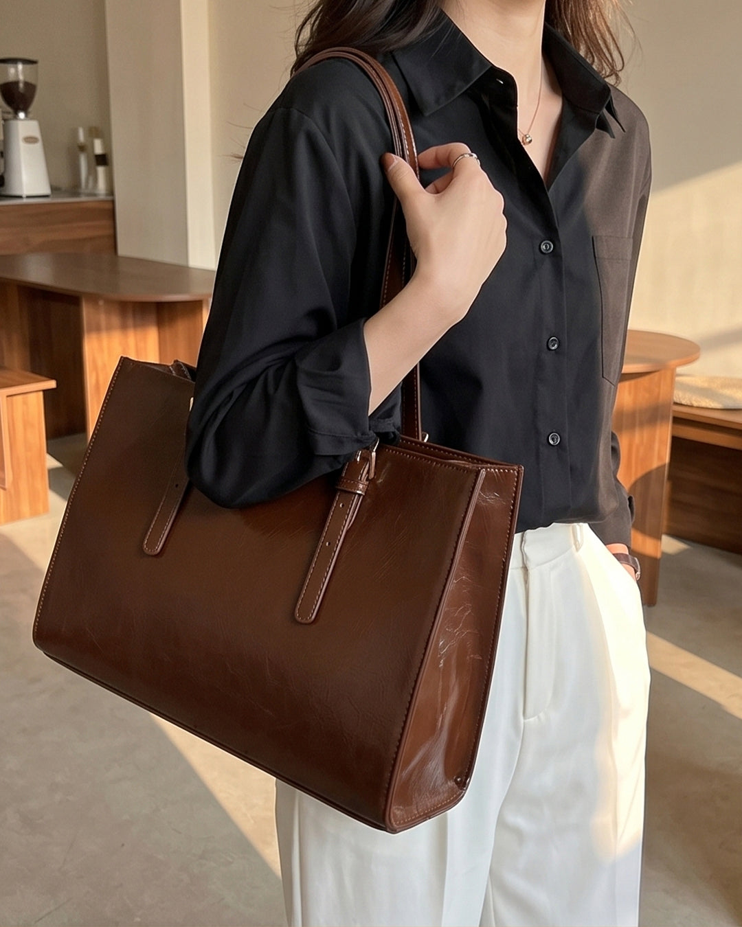 StyleShoot's Polished Tote Carryall Bag in Chocolate Brown