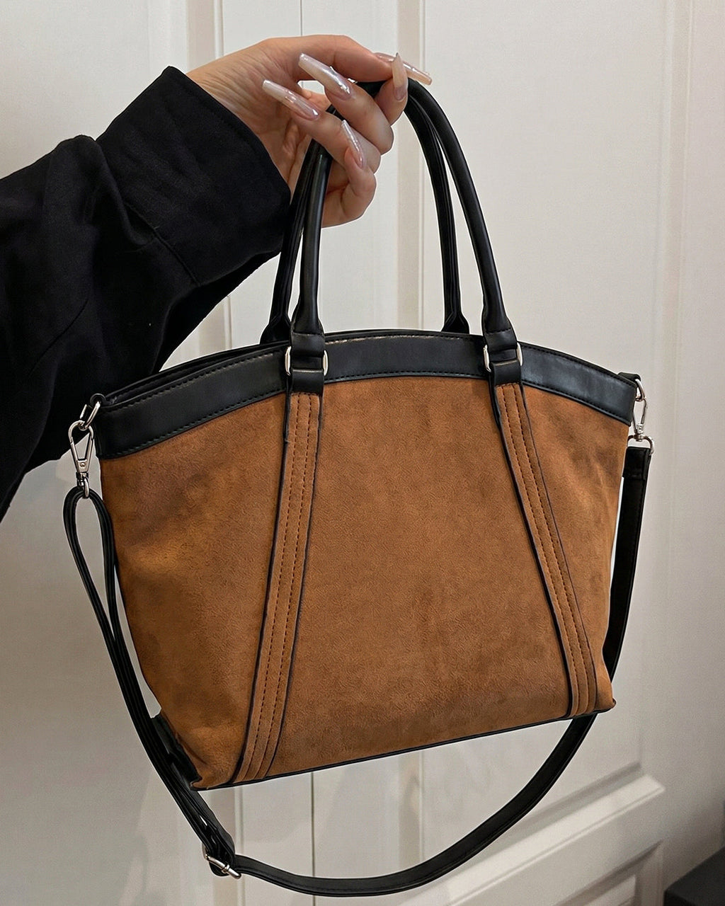 StyleShoot's Detachable Strap Tote Bag in Rust Brown